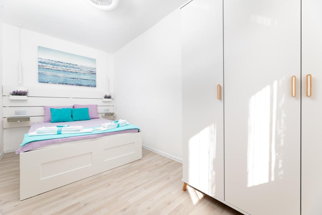 קרק Apartments Aisa* Countryside Holiday Just 500M From The Beach! מראה חיצוני תמונה