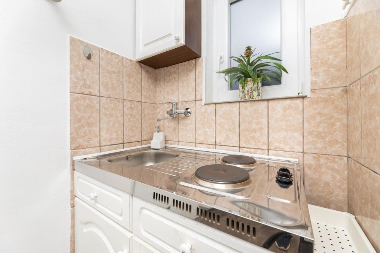 קרק Apartments Aisa* Countryside Holiday Just 500M From The Beach! מראה חיצוני תמונה