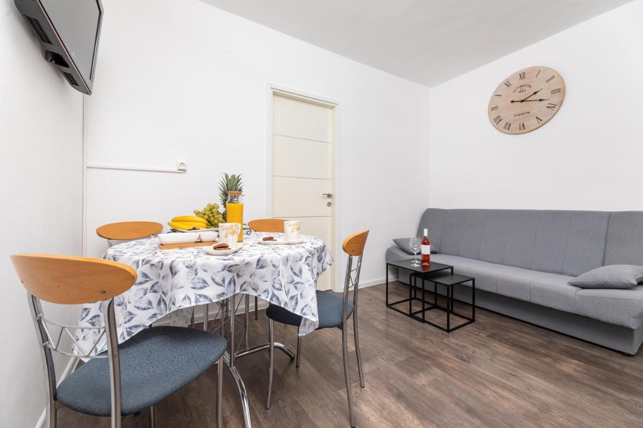קרק Apartments Aisa* Countryside Holiday Just 500M From The Beach! מראה חיצוני תמונה