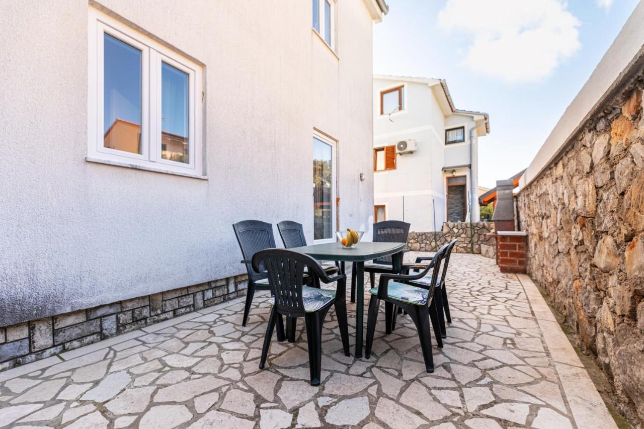 קרק Apartments Aisa* Countryside Holiday Just 500M From The Beach! מראה חיצוני תמונה